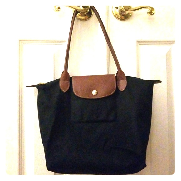 Longchamp Black Le Pliage Medium Shoulder Tote Bag - Picture 1 of 6